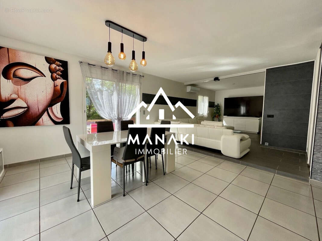 Piece de vie - Maison à MAUREILLAS-LAS-ILLAS