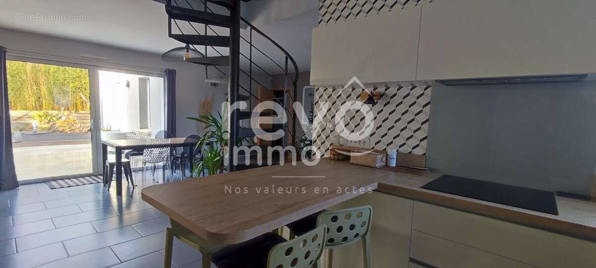 Maison à SAINT-PHILBERT-DE-GRAND-LIEU