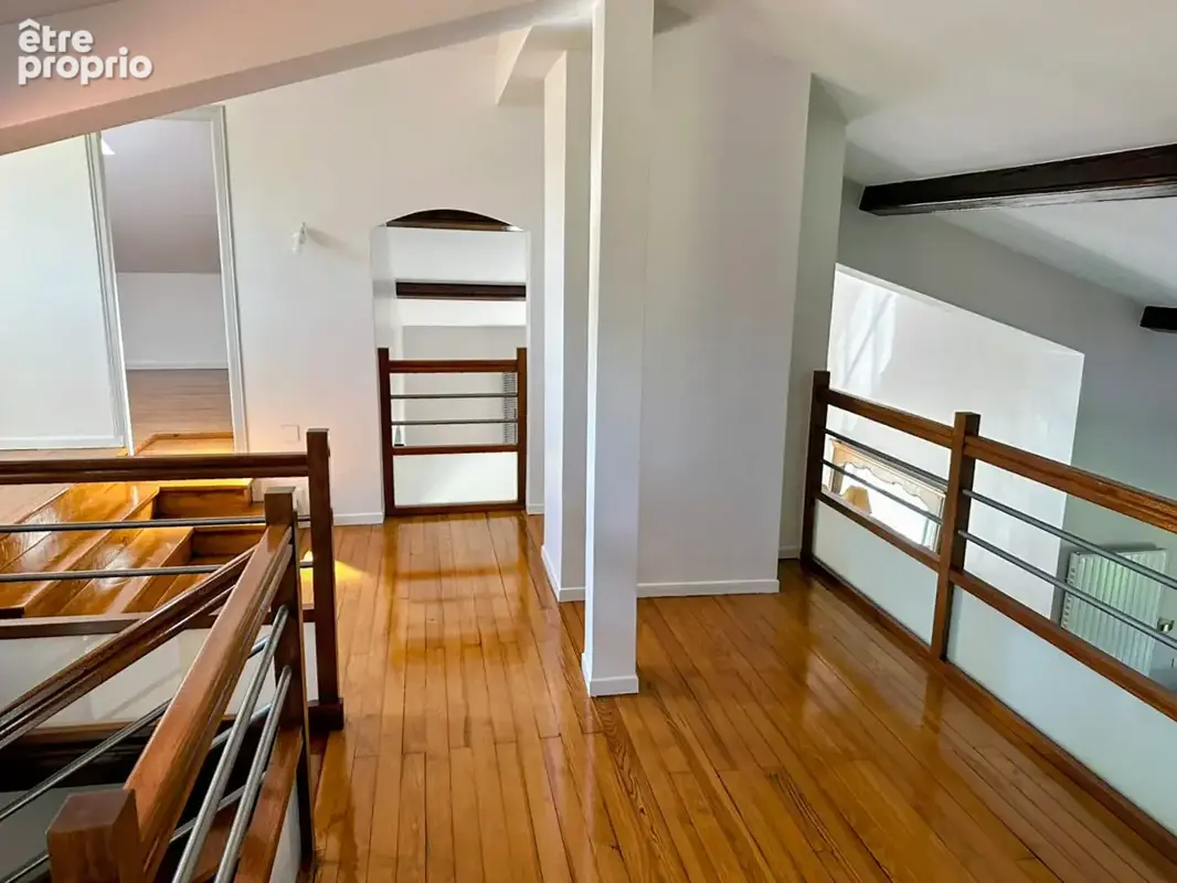 Maison 4 faces sur terrain de 3394 m2 (constructible) avec piscine - photo 16
