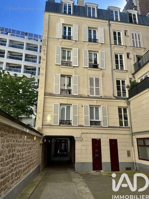 Photo 3 - Appartement à PARIS-16E