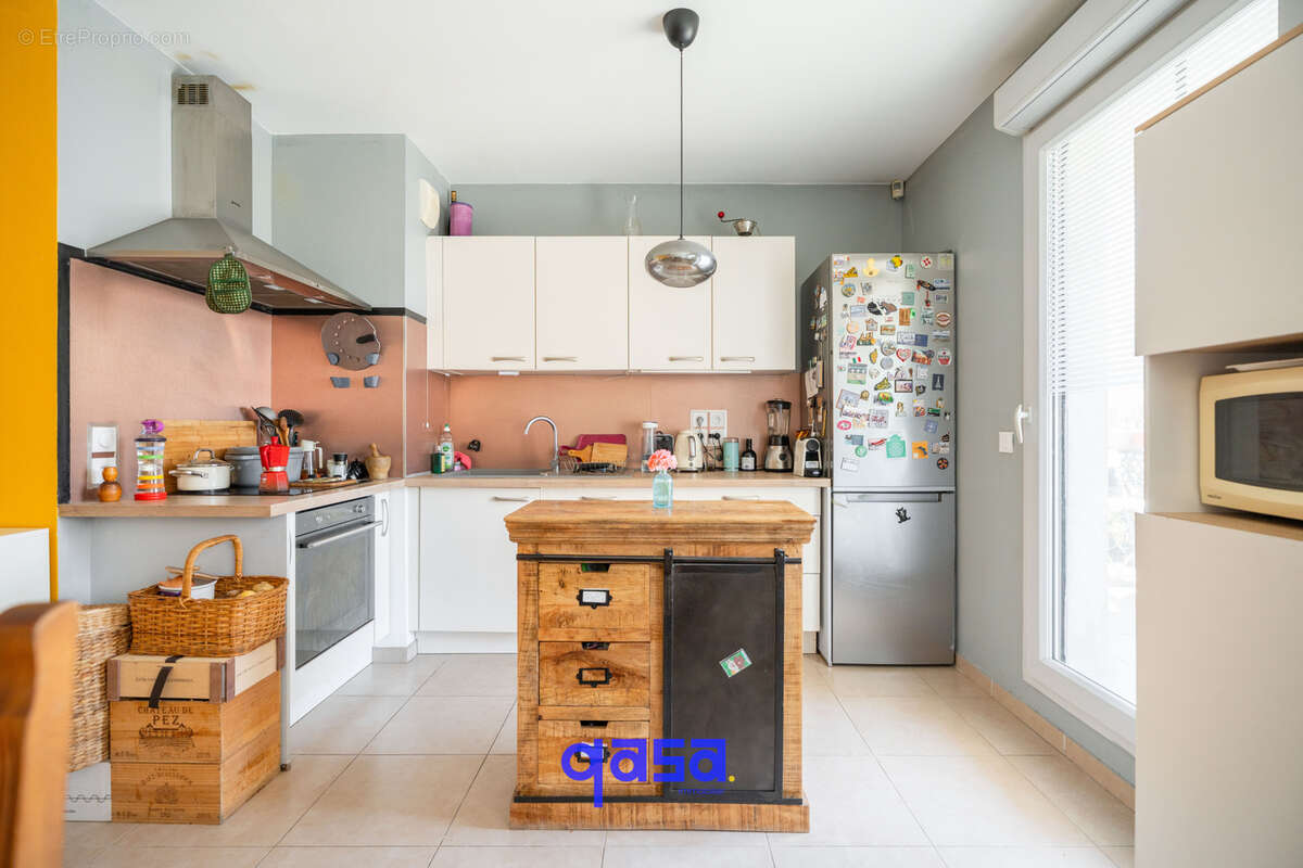 Appartement à MARSEILLE-1E