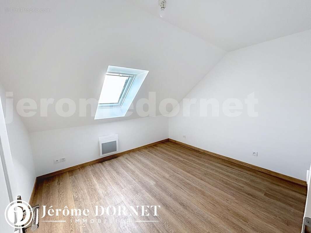 len_00009_8e8e54b - Maison à BRETEUIL