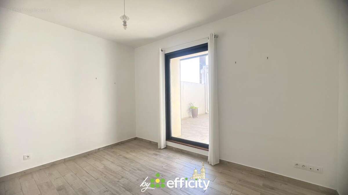 Appartement à LES PENNES-MIRABEAU