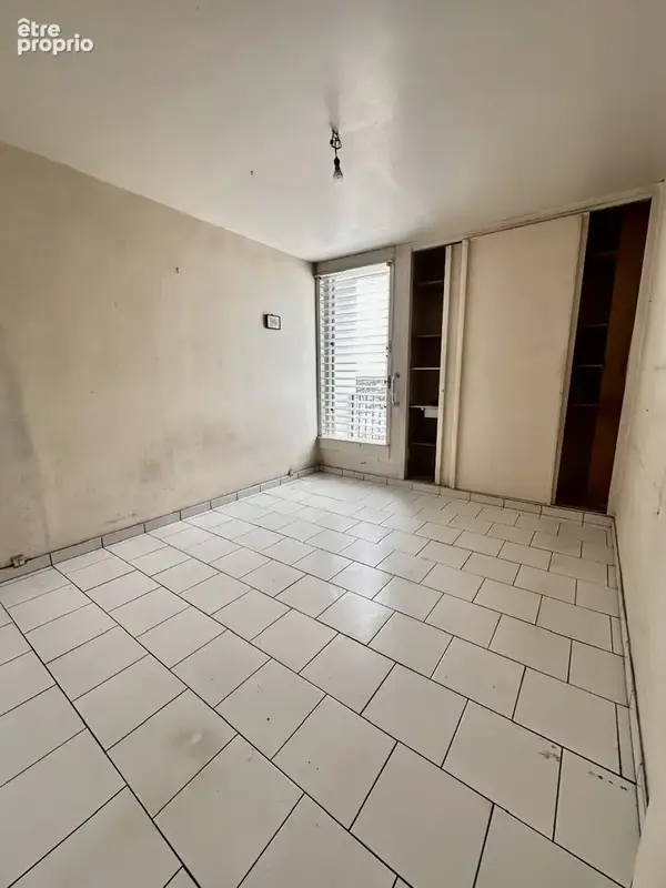 A vendre t5 duplex de 98 m2 à renover - tour anquetil 4 - les abymes - photo 8