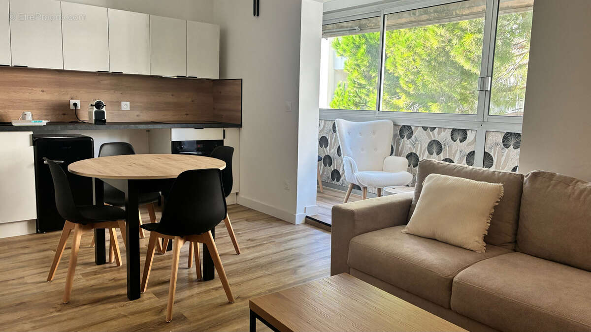 Appartement à MARSEILLE-8E