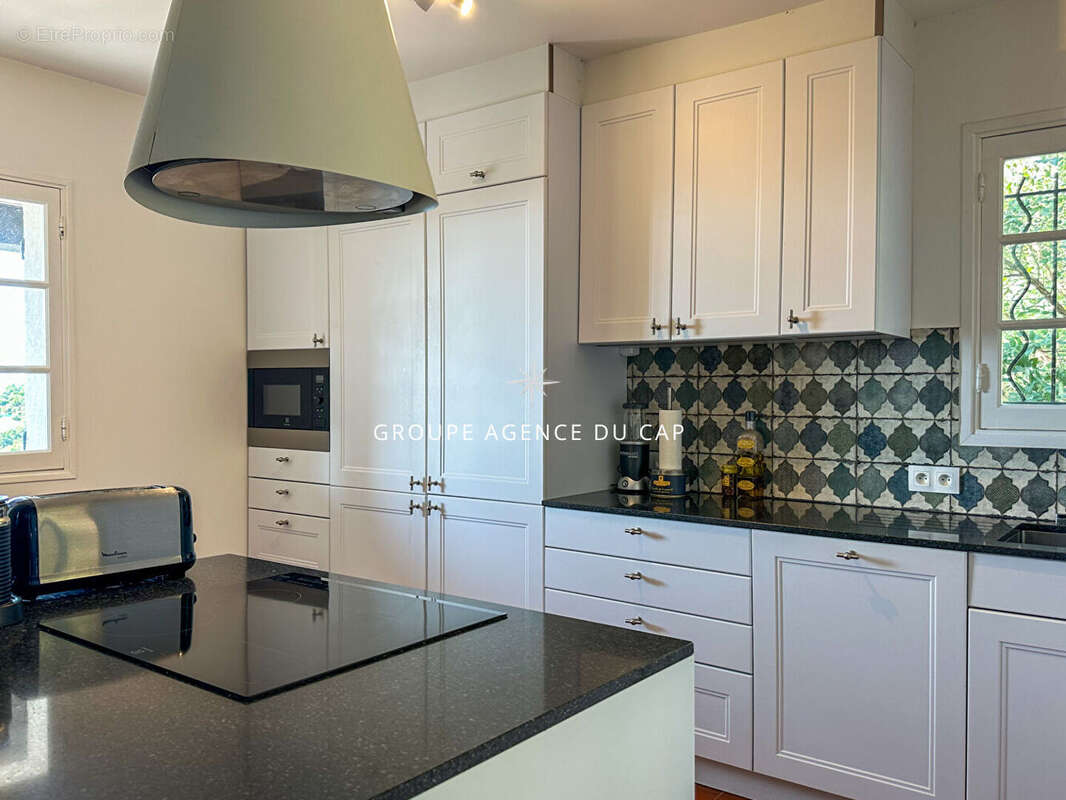 Maison à LES ISSAMBRES