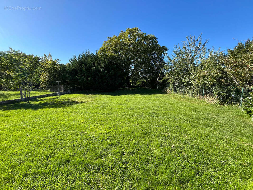 Maison à VILLEMANDEUR