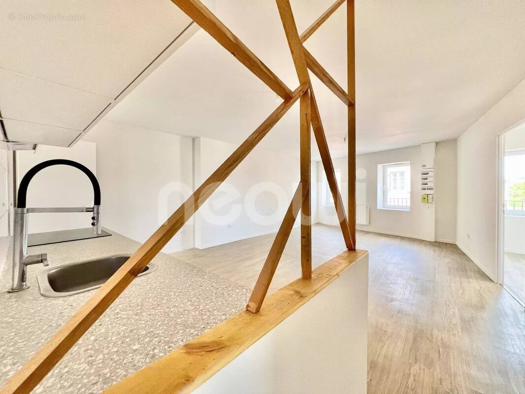 Appartement à AIGUEPERSE