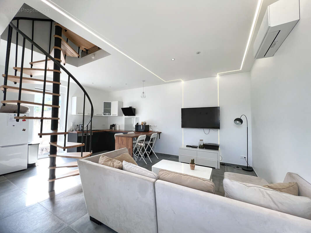 Maison à SAINT-PRIEST