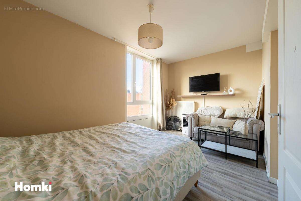 Appartement T3 de 72 m2 à Tourcoing 59200, Rue Jehan de Tourcoing - photo 10
