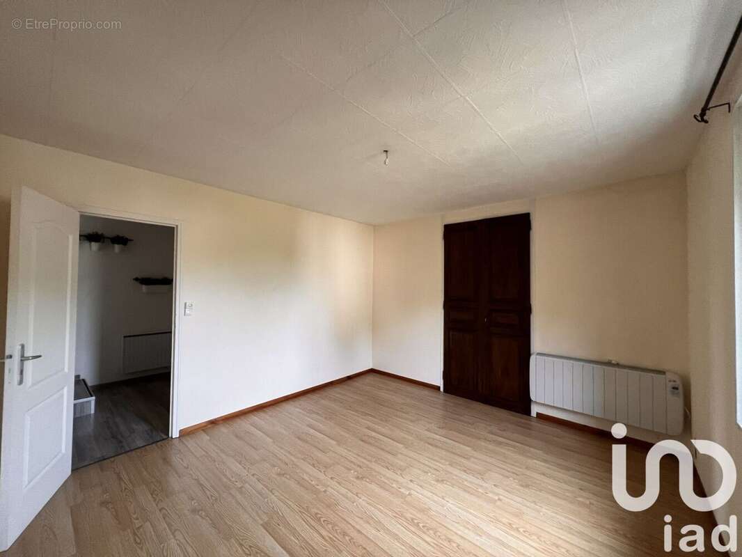 Photo 9 - Maison à CHEVILLON