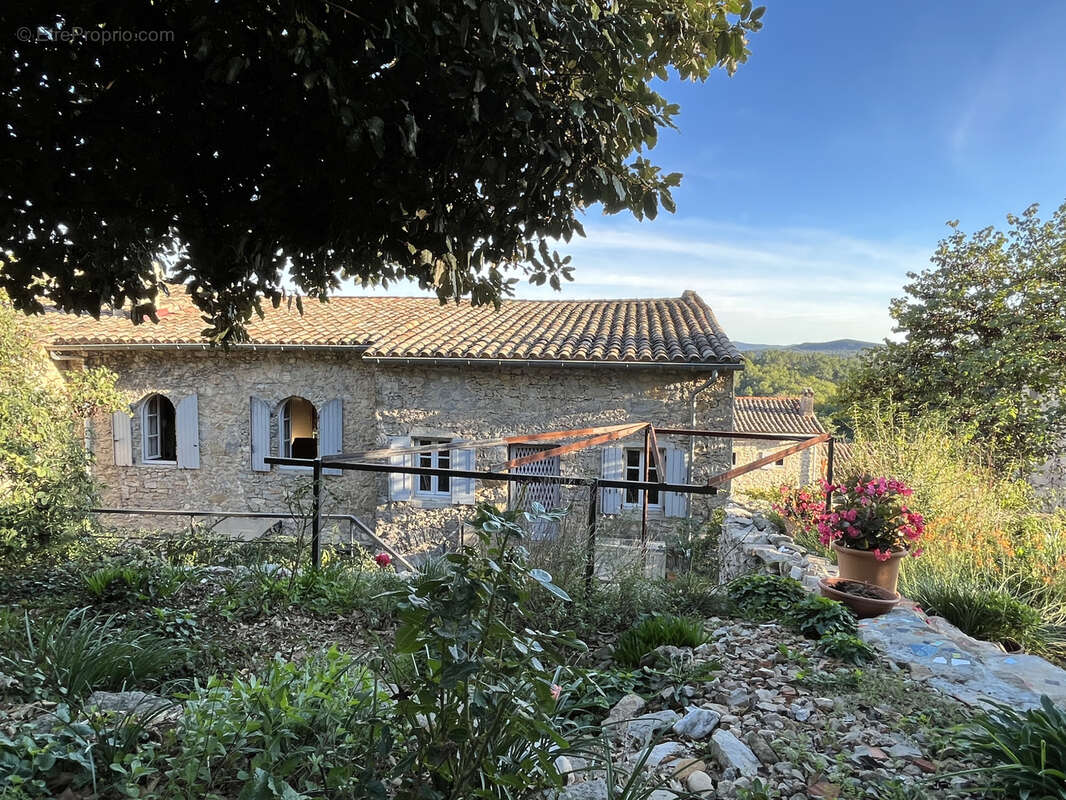 Maison à MONOBLET