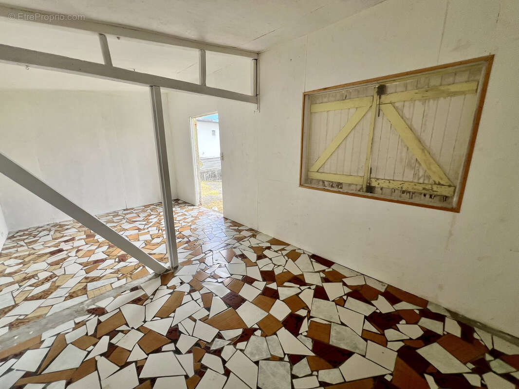 Maison à PETITE-ILE