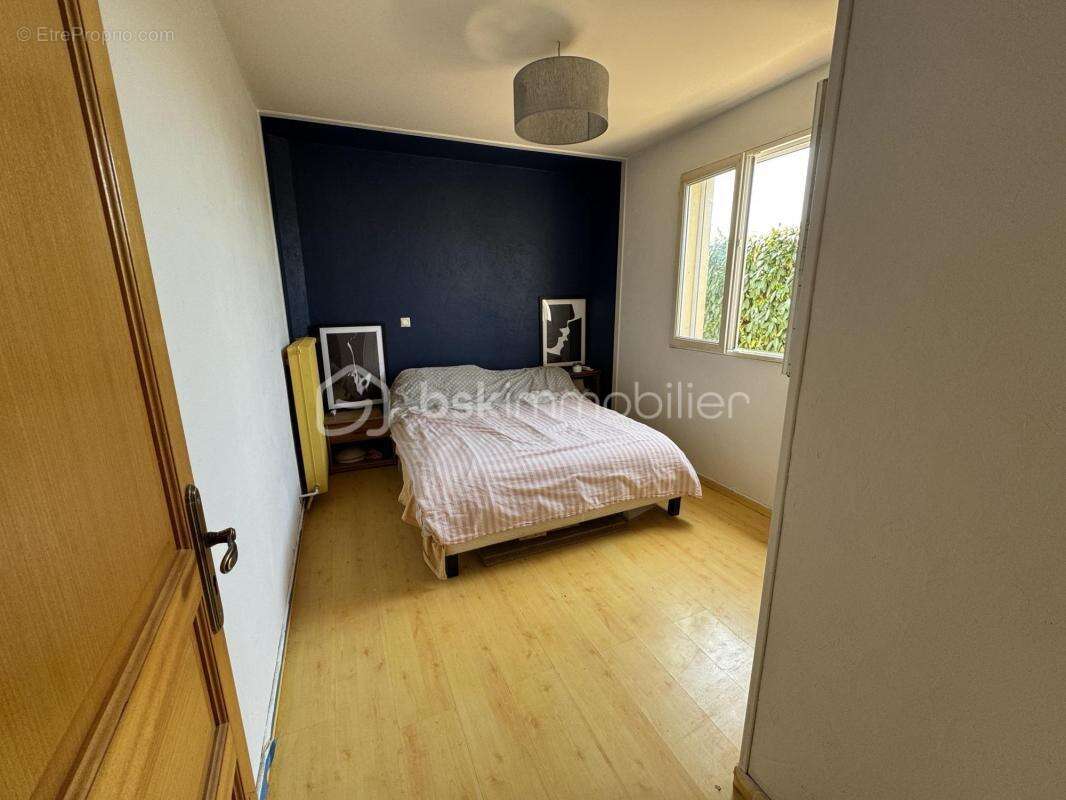 Maison familiale de 162m²- terrain de 1829m² - photo 8