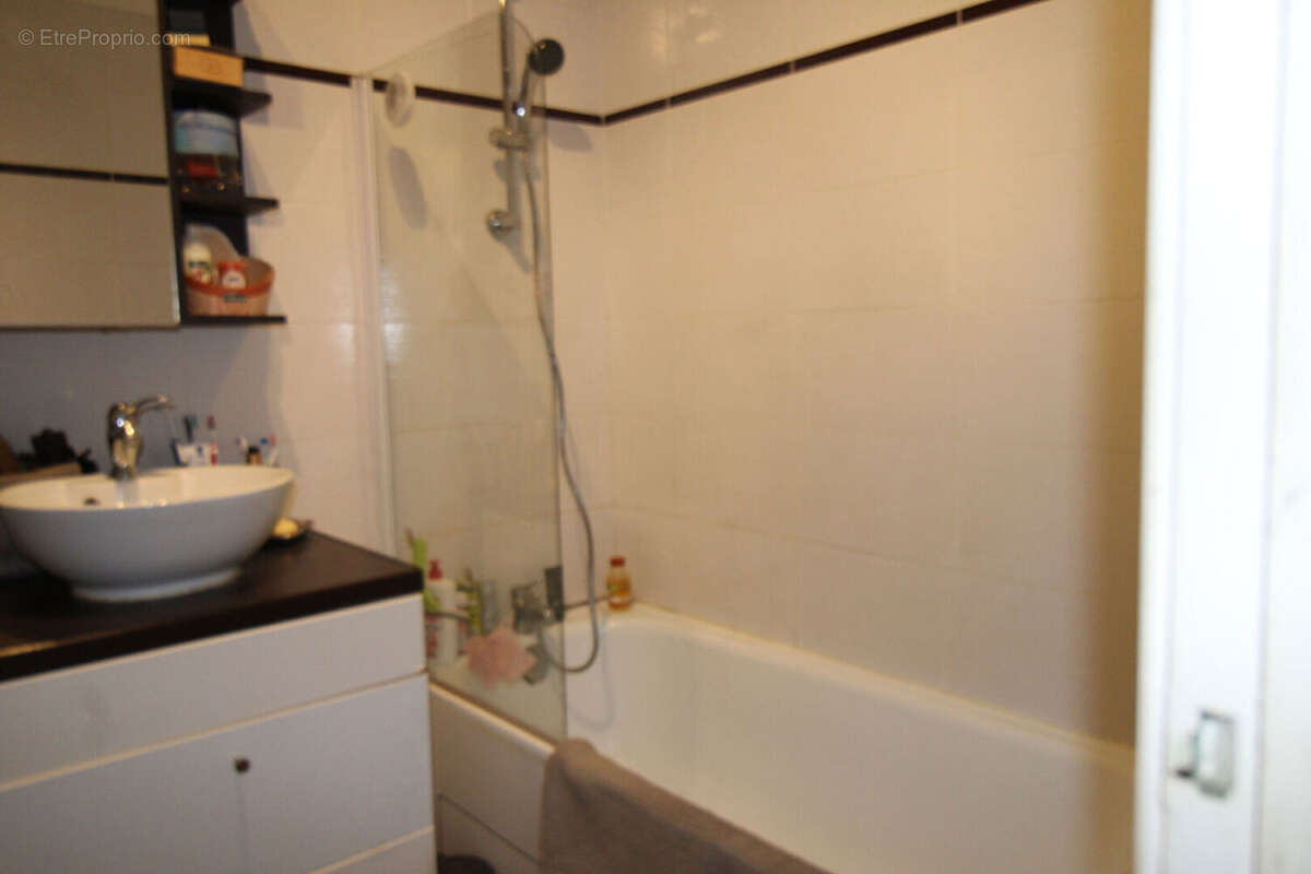 Appartement à COLOMBES