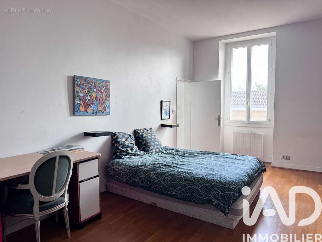 Photo 8 - Maison à CUBZAC-LES-PONTS