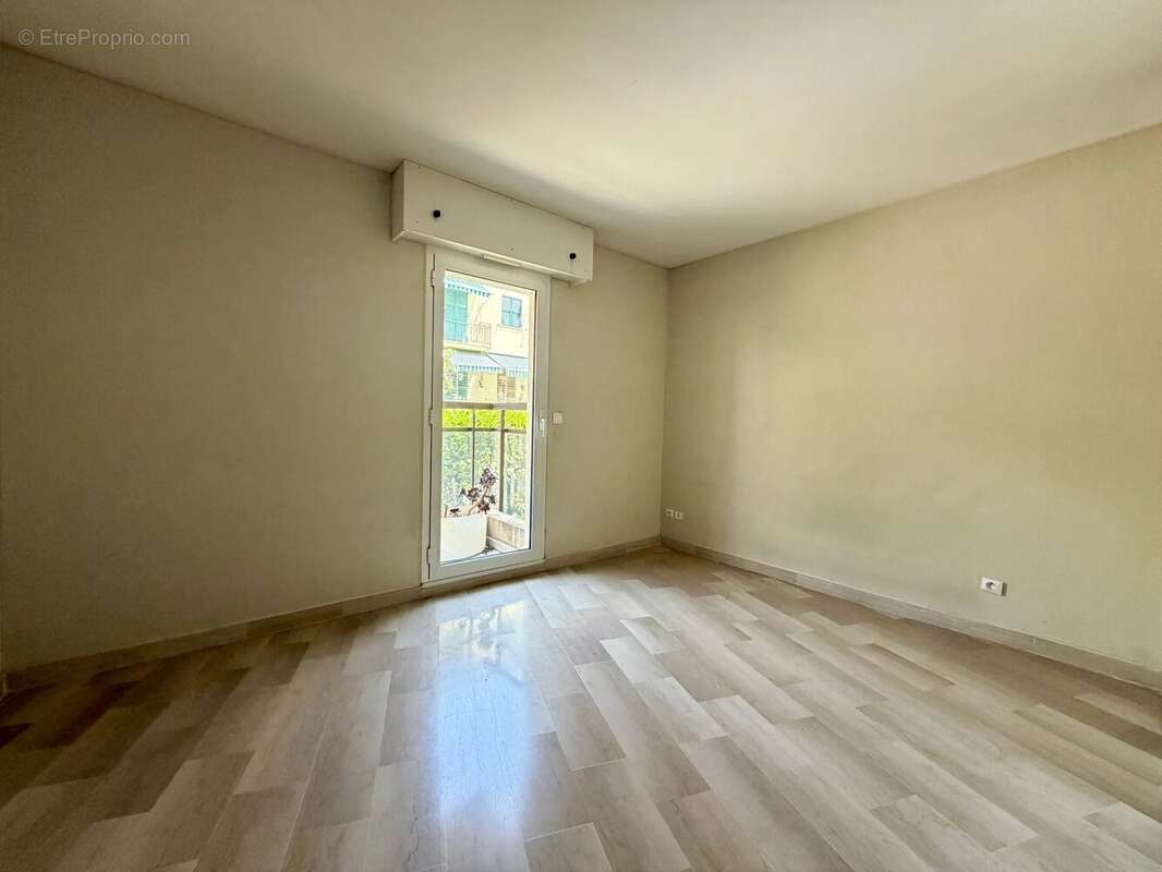 Appartement à BEAUSOLEIL