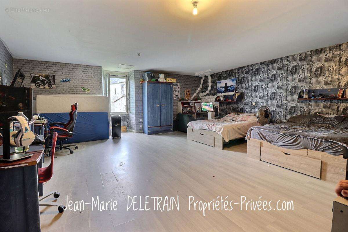 Maison de famille en pierre ? 258 m² + dépendances ? Saint-Antoine-de-Breuilh, Bordeaux en 45 min - photo 11