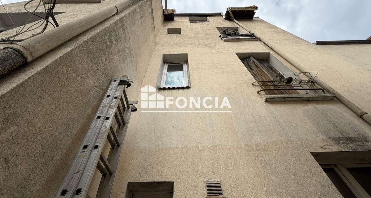 Appartement à IVRY-SUR-SEINE