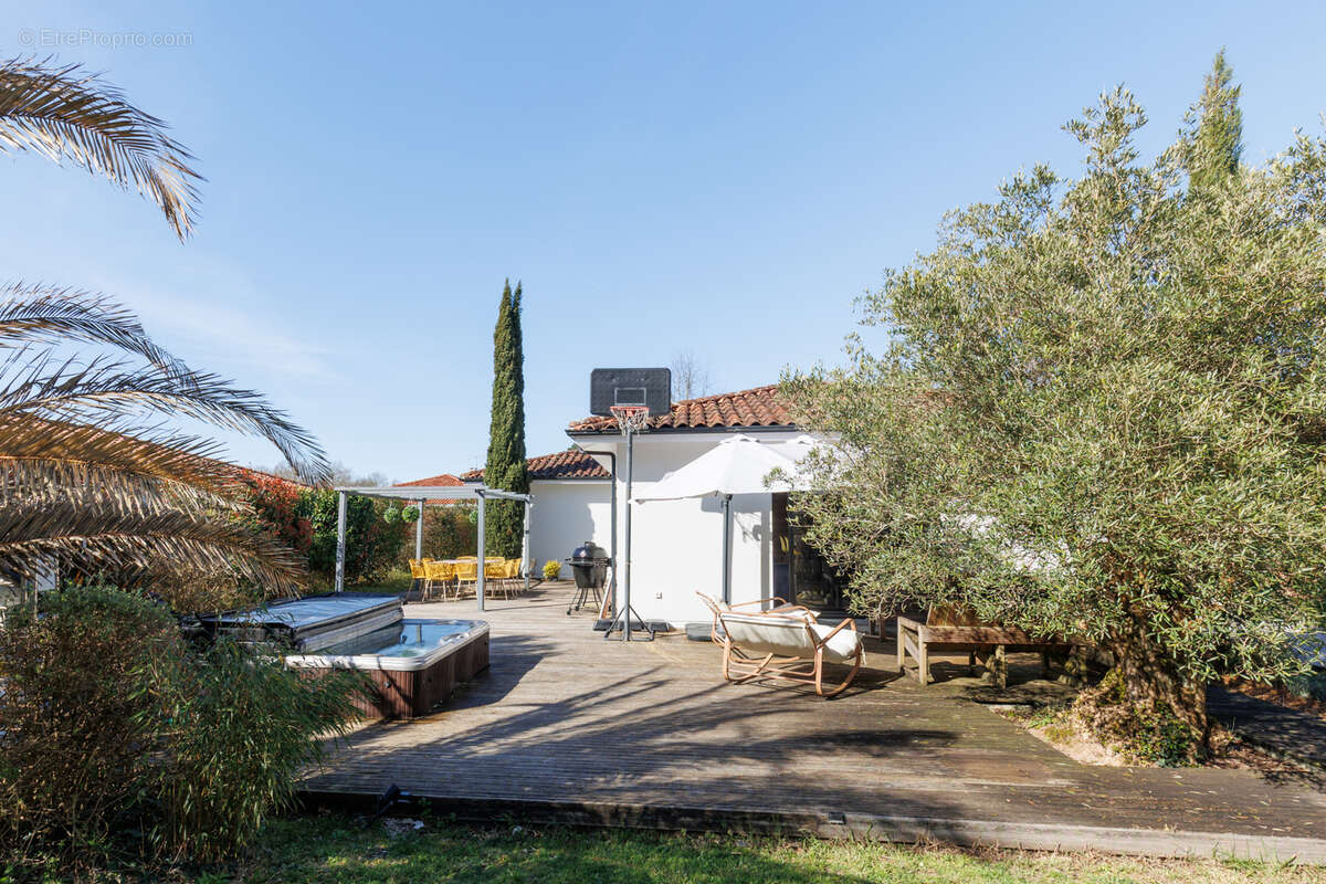 Maison à SOUSTONS