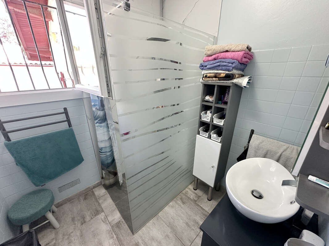 Maison à SAINTE-BAZEILLE