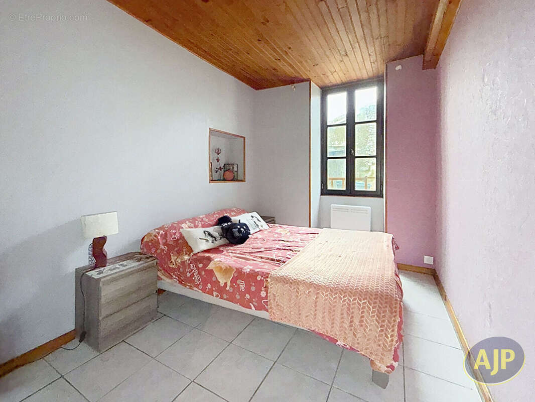 Maison à JAZENNES