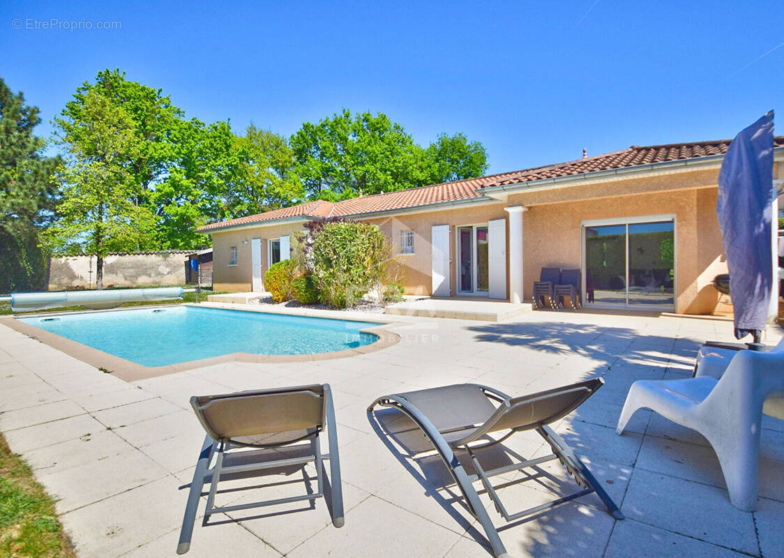 Maison à LES CHERES