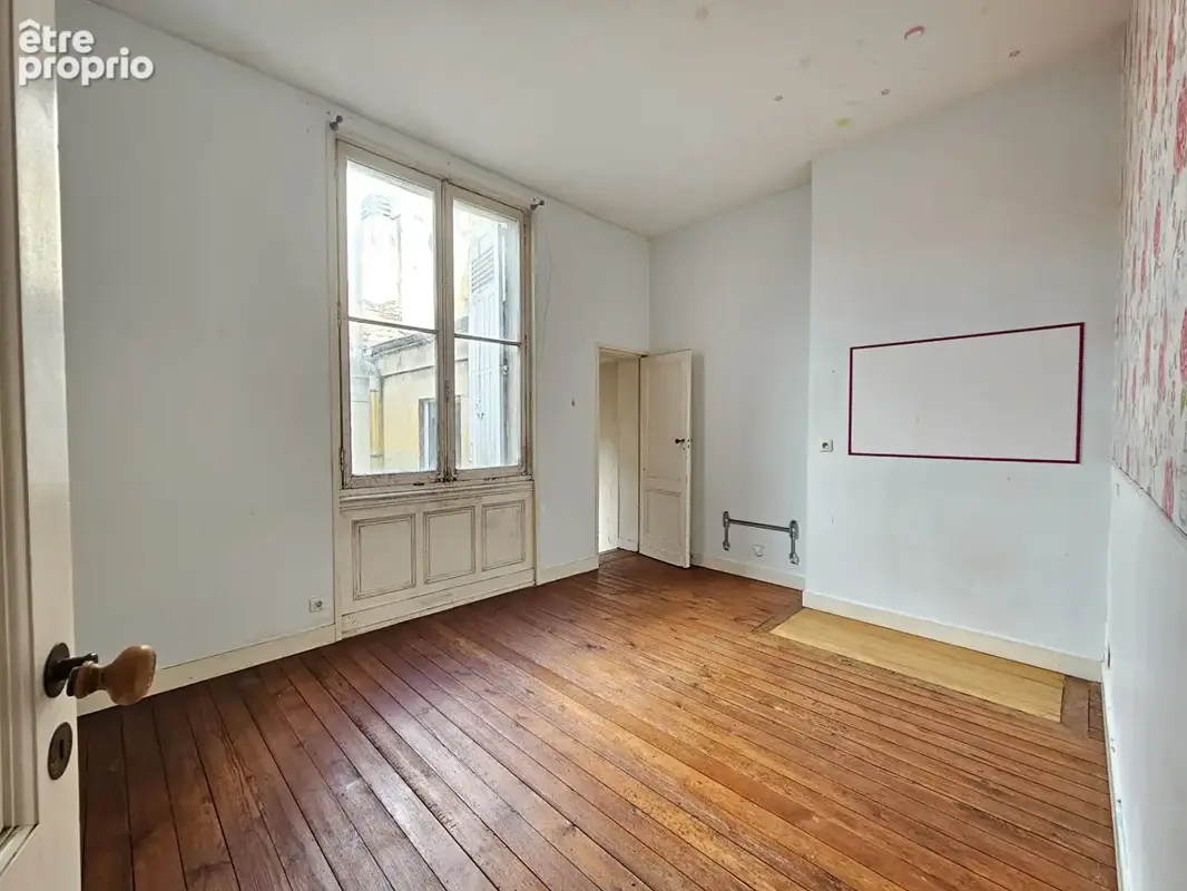 Fondaudège - Tourny, T2 traversant 75 m² avec prestations - photo 9