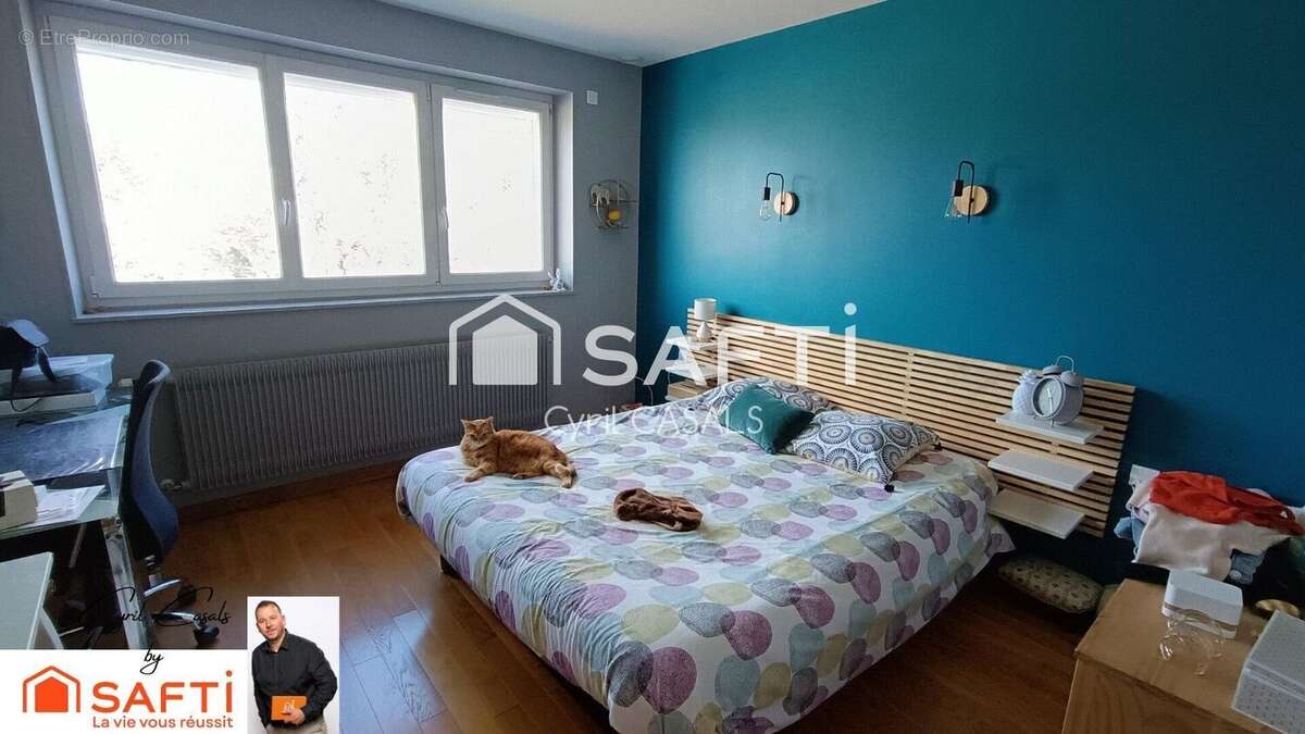 Maison 149 m² à Montceau-Les-Mines  - photo 6