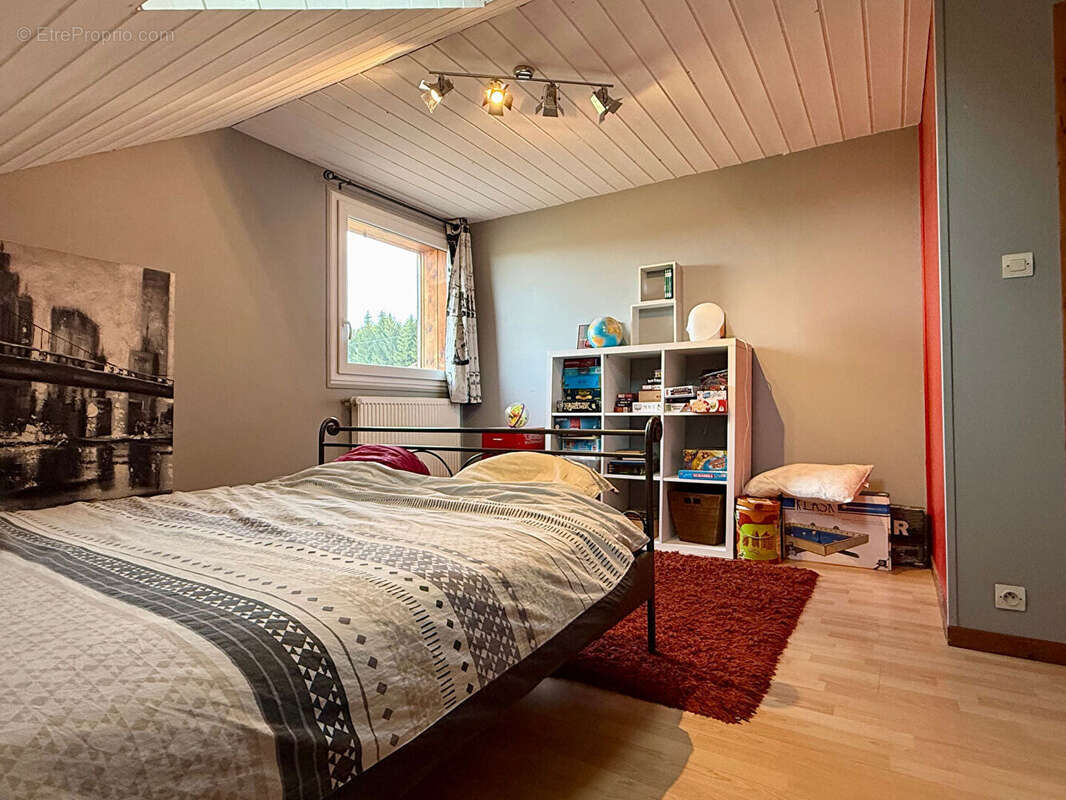 Maison à LA LONGEVILLE