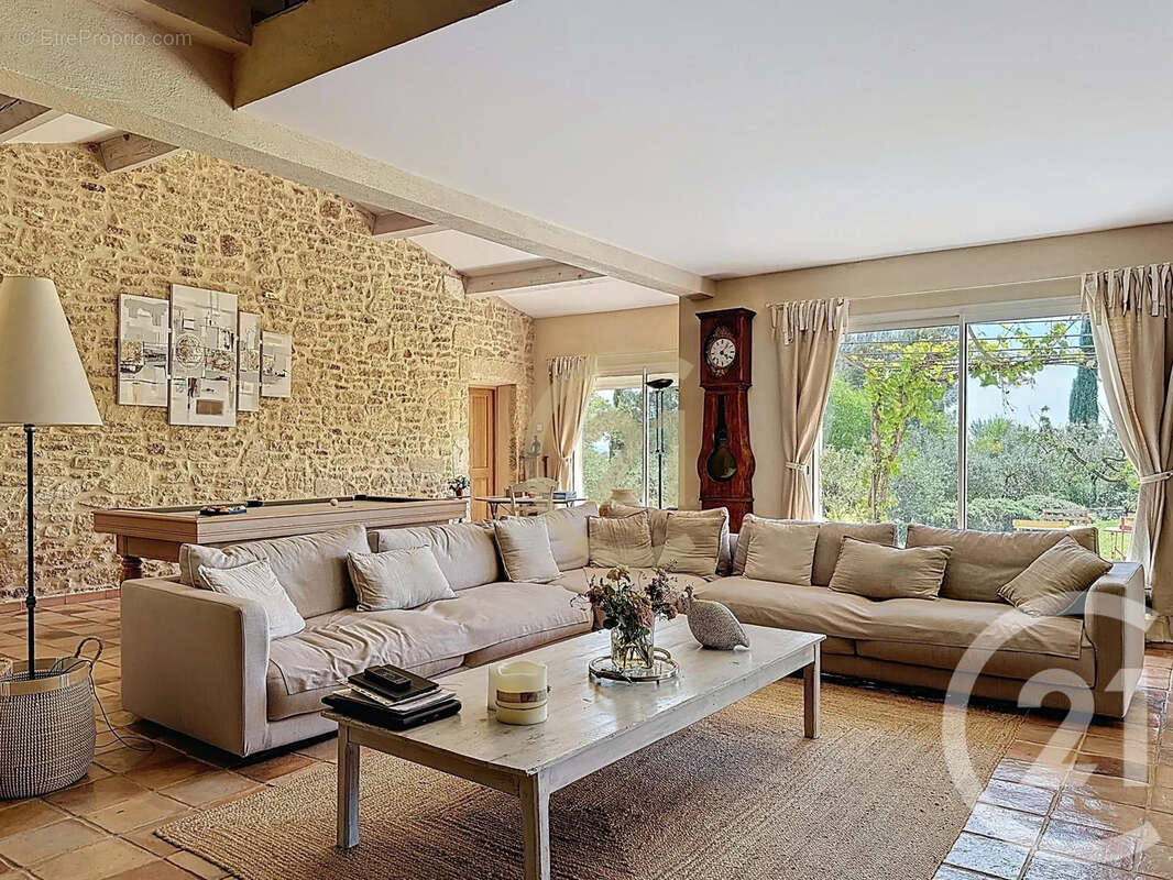 Maison à ROCHEFORT-DU-GARD