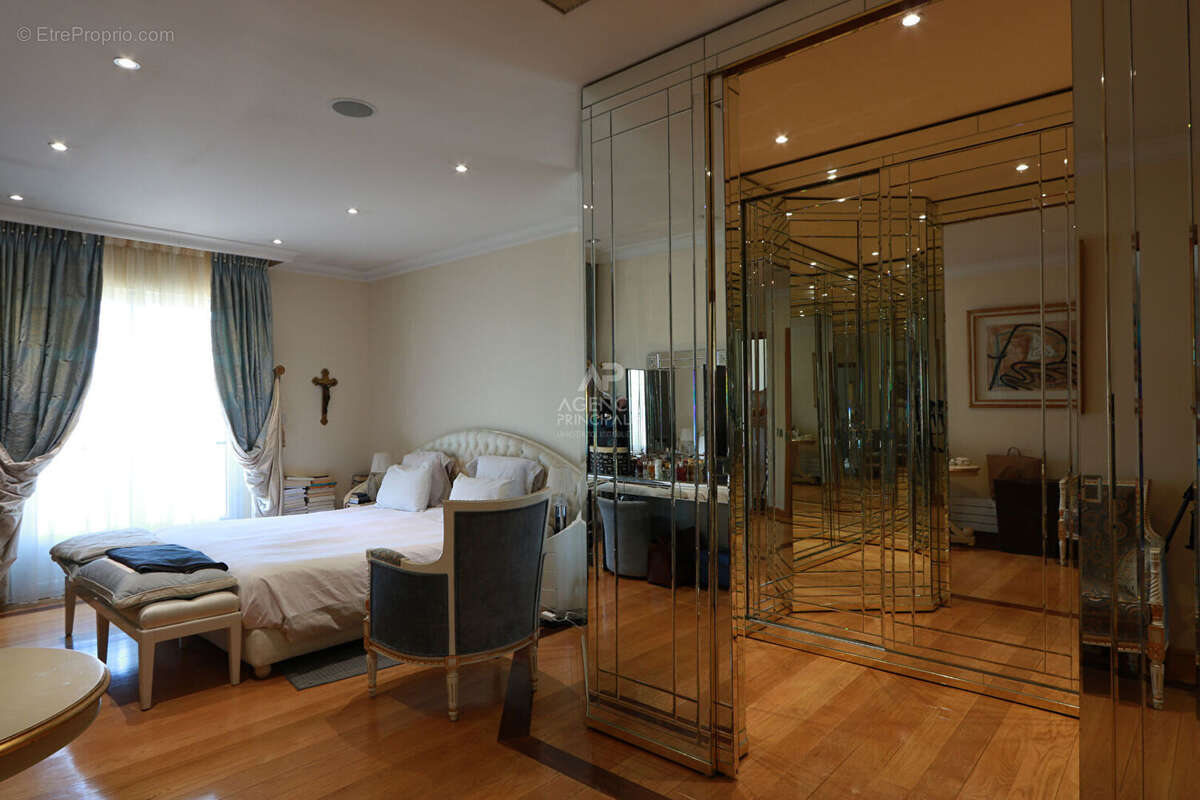 Maison à COURDIMANCHE