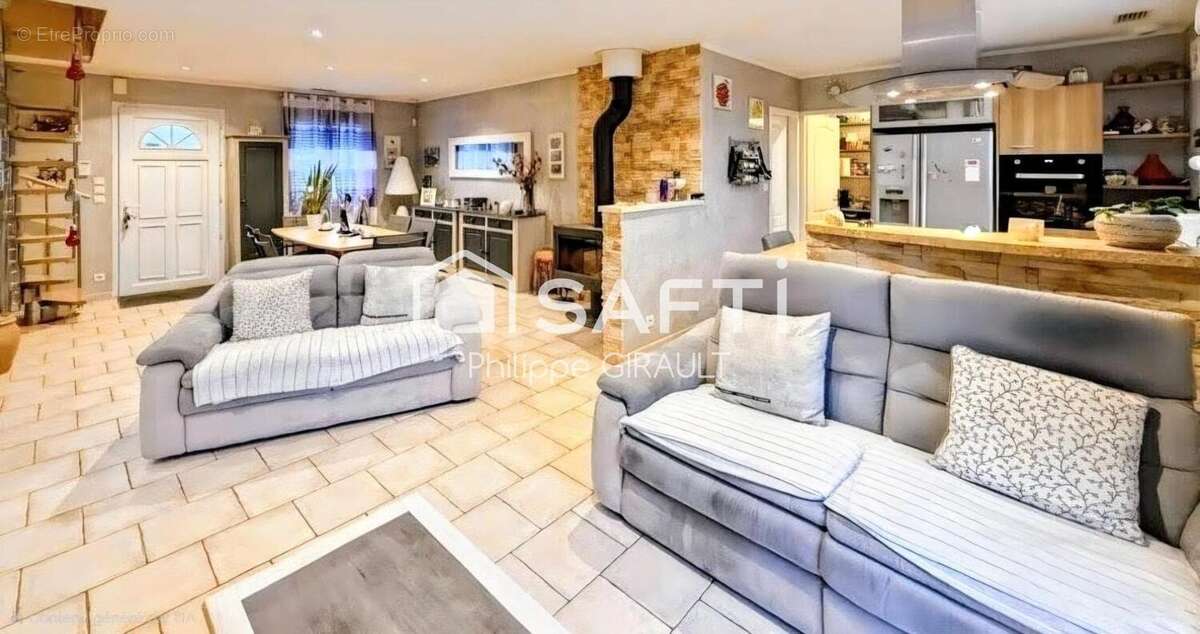 Photo 2 - Maison à LUYNES