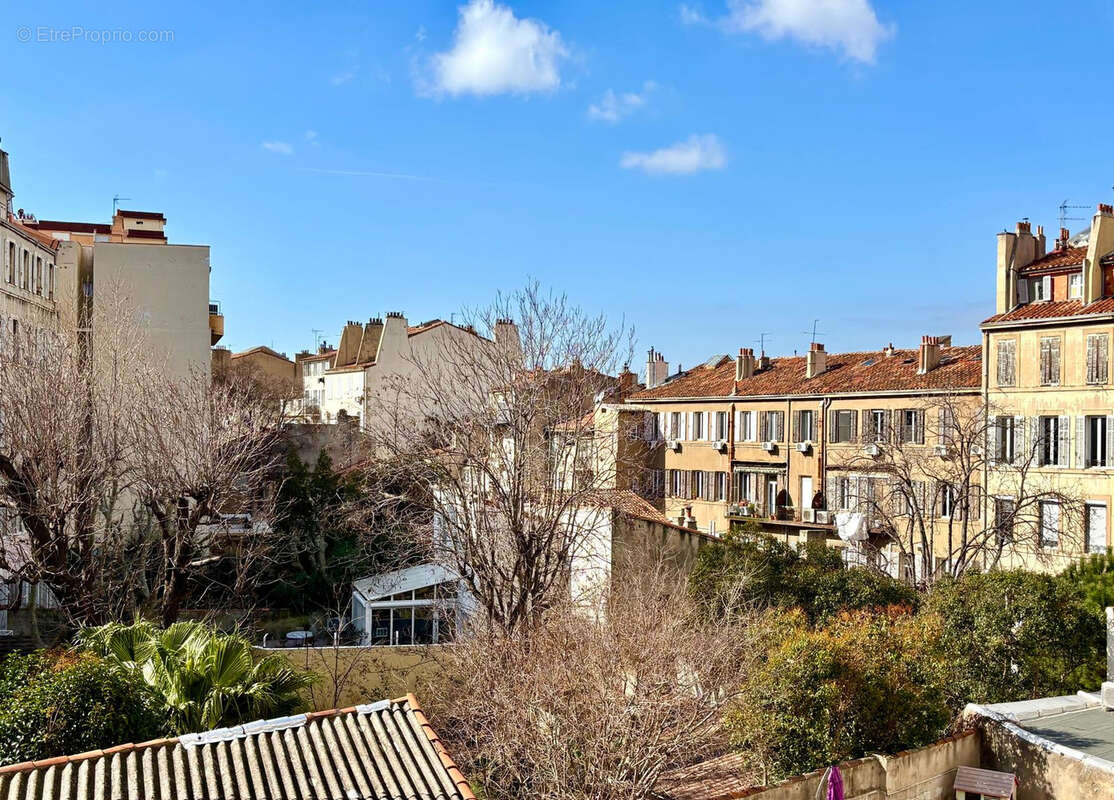 Appartement à MARSEILLE-6E