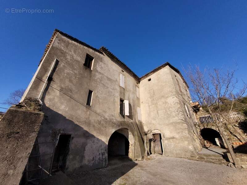 Maison à SAINT-FLORENT-SUR-AUZONNET