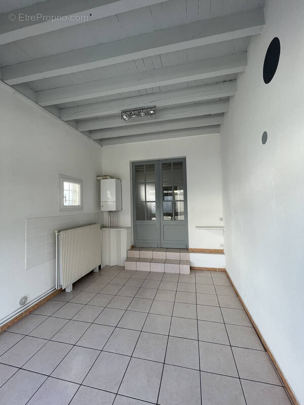 Commerce à BELIN-BELIET