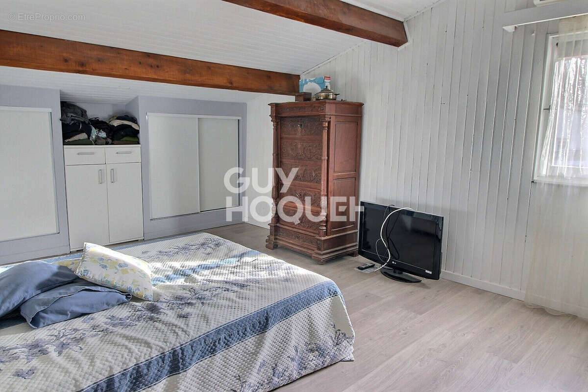 Maison à COMPS