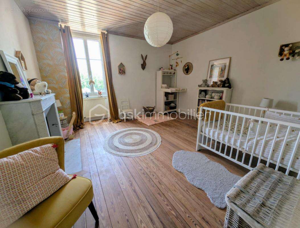 Maison à SAINT-JULIEN-DE-CONCELLES