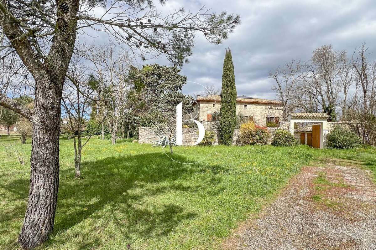 Maison à GOUDARGUES