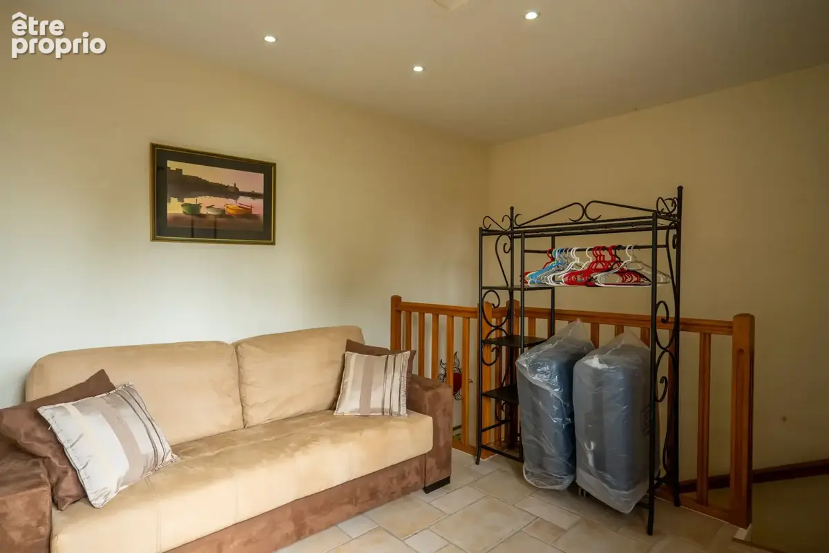 Belle maison contemporaine avec piscine, grand terrain et vue sur la campagne - photo 19
