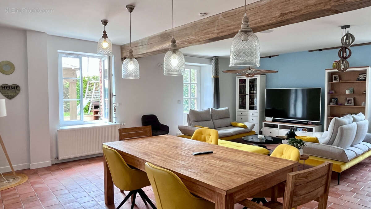 Maison à BANNOST-VILLEGAGNON