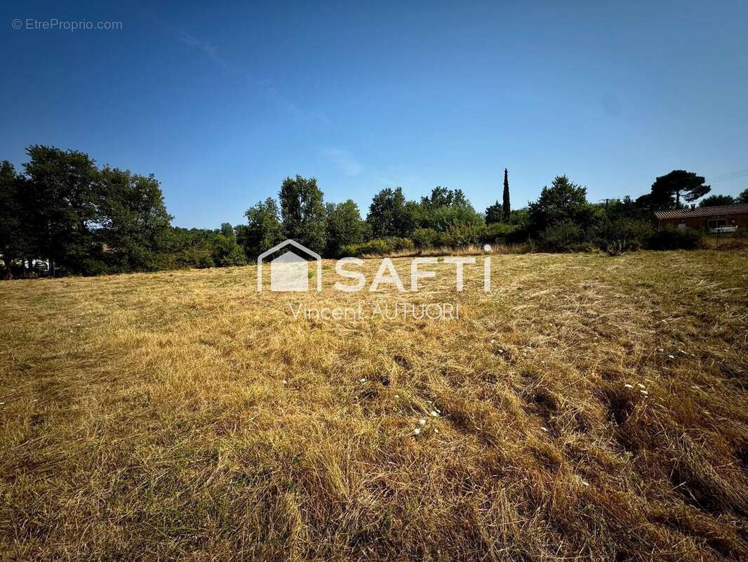 Terrain 1327 m² à Castelnaudary  - photo 2
