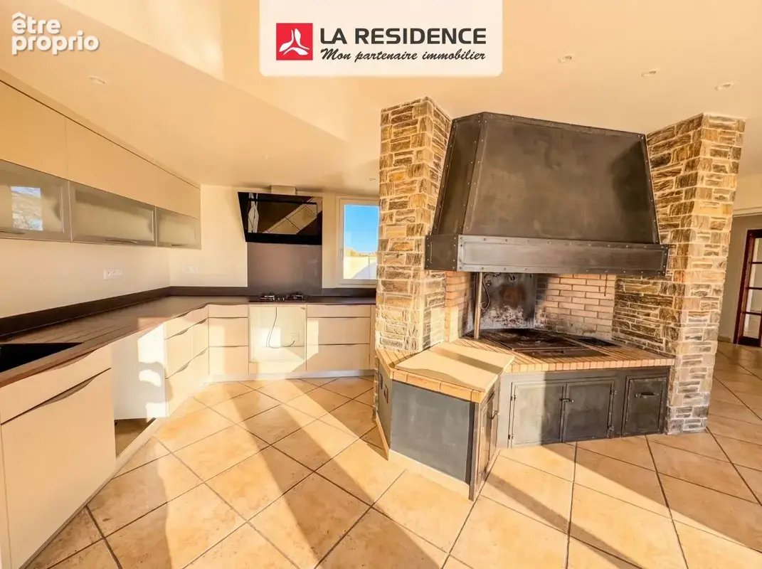 Maison 6 pièces 184 m² à vendre à Villefranche-De-Lauragais (31290) - photo 3