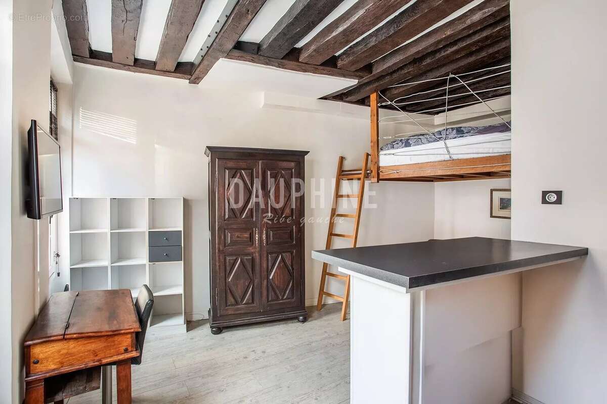 Appartement à PARIS-6E
