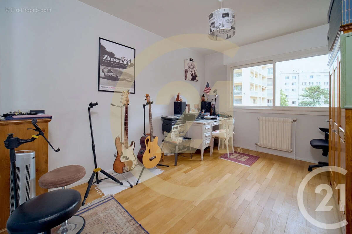 Appartement à LYON-8E