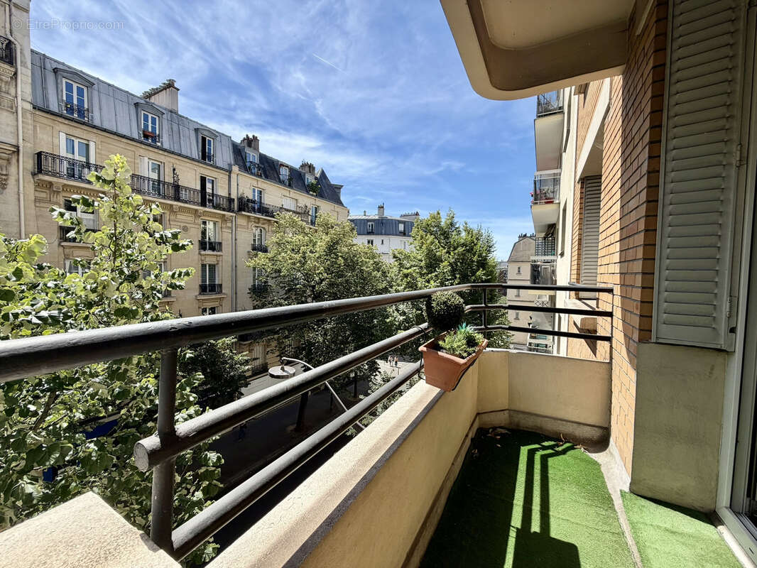 Appartement à PARIS-12E