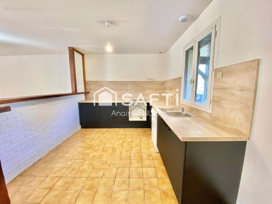 Photo 2 - Maison à COURDEMANCHE