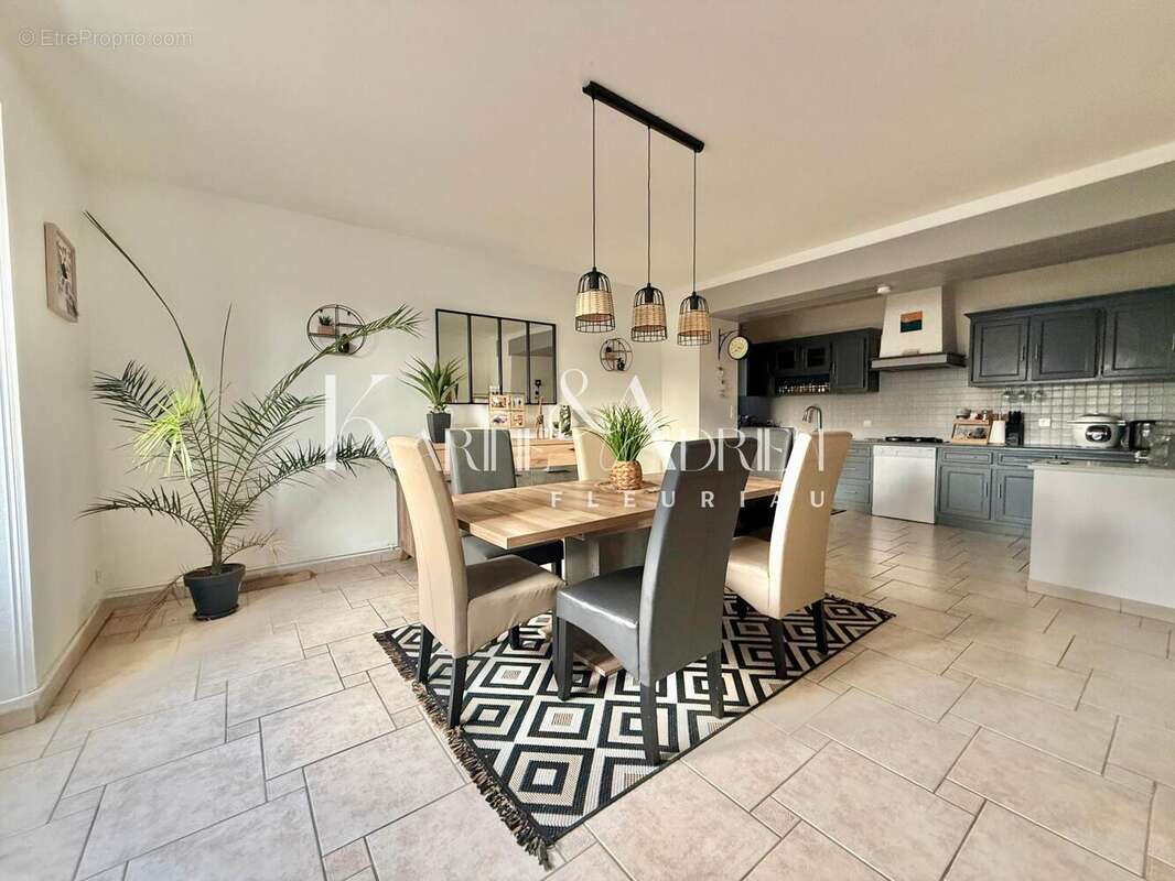 Maison 140 m² à Bourneau  - photo 6
