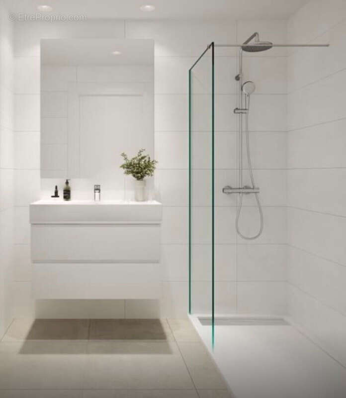 Appartement à COGOLIN