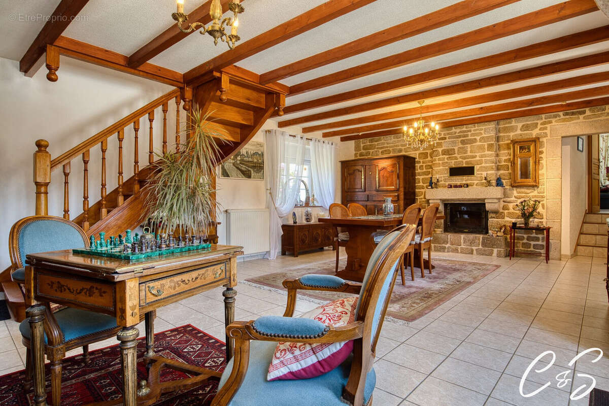 Maison à PLOBANNALEC-LESCONIL